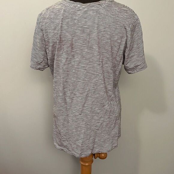 Women's Classic Stripped Short Sleeve Tee NWOT - Picture 5 of 9